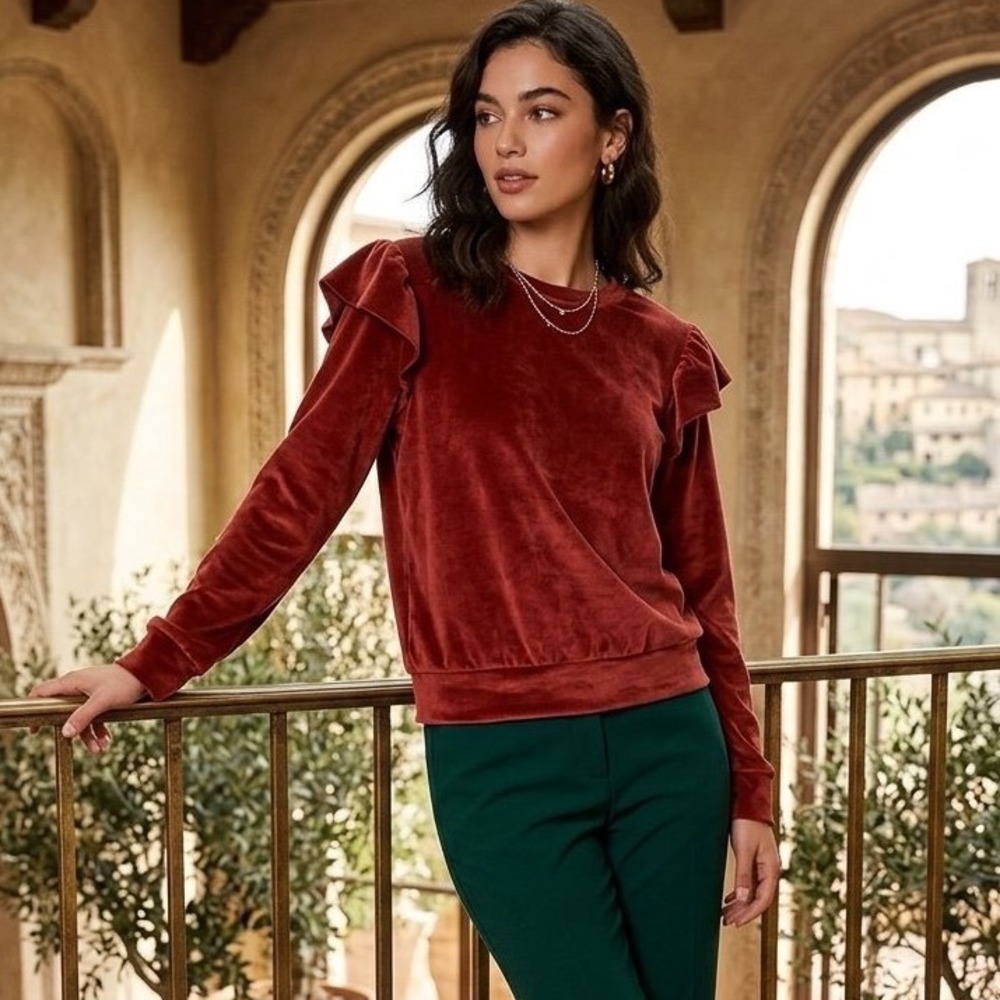 LC Lauren Conrad Red Velour Ruffle Shoulder Sweatshirt Top S Fall Minimalist